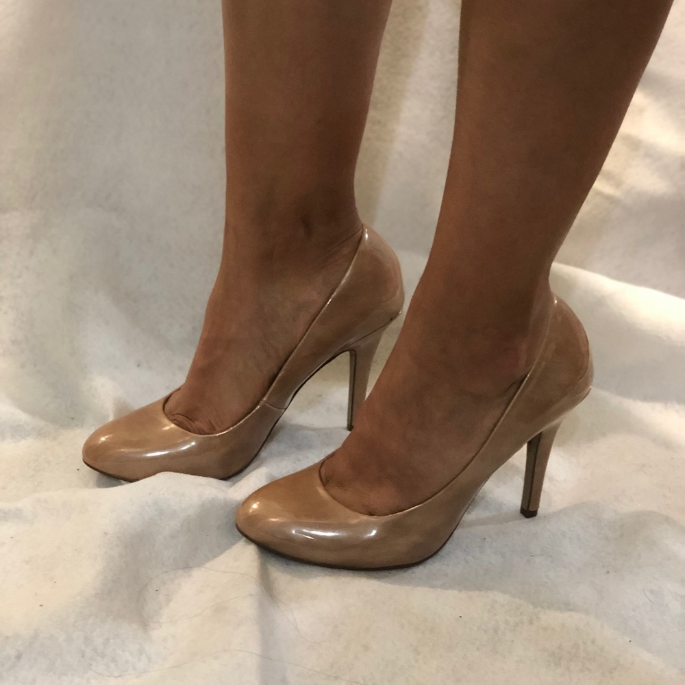 Tan heels
